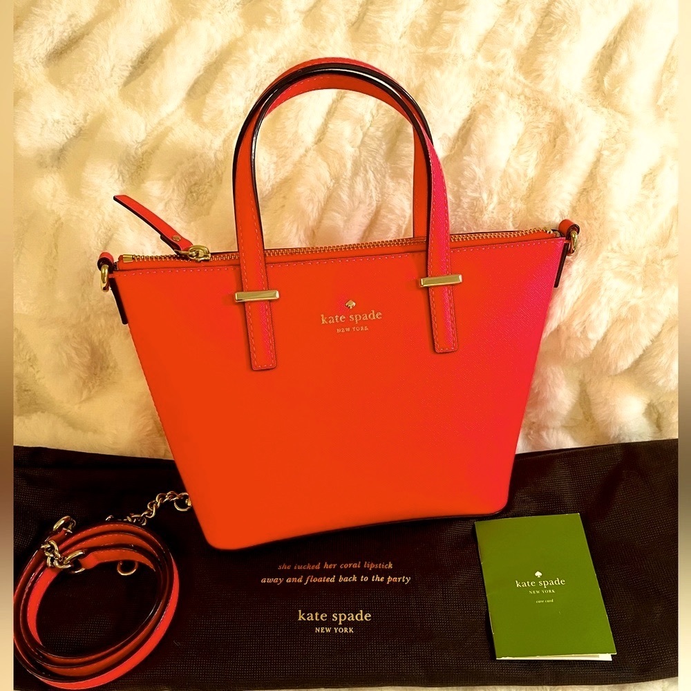 KATE SPADE NWOT Crossbody Bag.  Orange Cross-Hatch Leather. Cool Fun Bag!